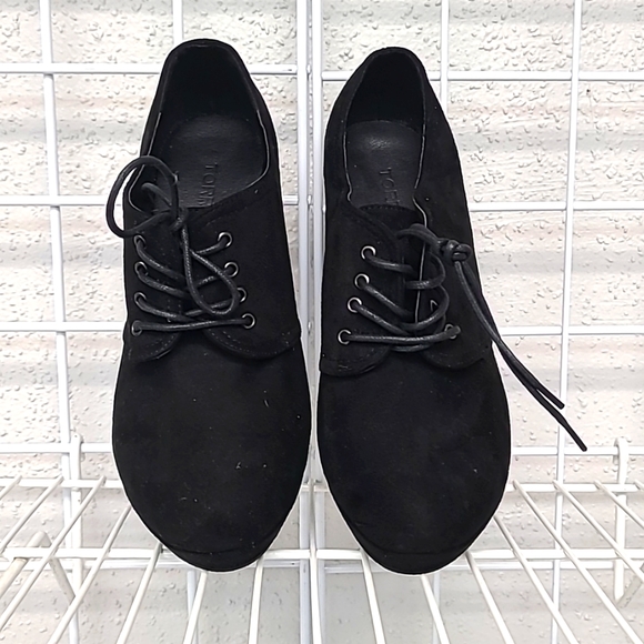 New Torrid Black Wedge Lace Up Bootie Size 10 - Picture 4 of 8